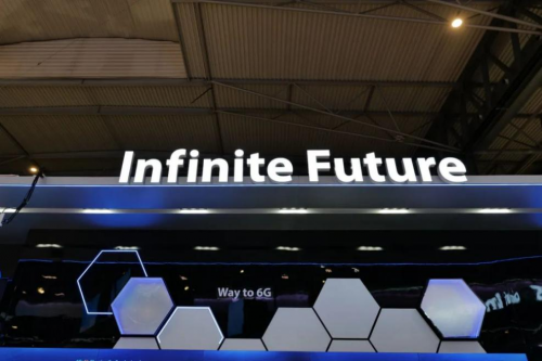 中兴通讯5G新品震撼亮相MWC2025AI与5G-A引领智能互联新篇章 title=
